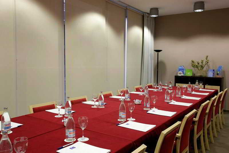 B&B Hotel Girona 3 Salt Business photo